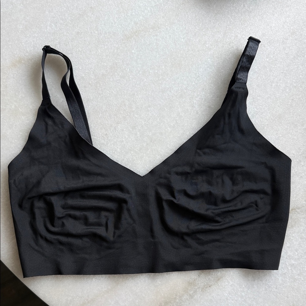 True & Co. Black Seamless Longline Bralette
